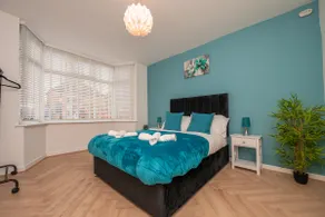 Cosy Clay Home, Near Airport, NEC, City Centre - Image 2