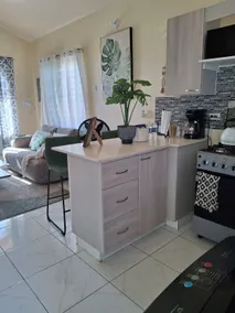 Luxury Stay in Quiet Community - Image 5