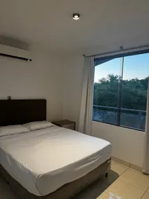 Apt. 38 - Image 4