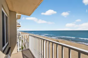 Penthouse Oceanfront Oasis |Modern|Pool & Gym 1103 - Image 2