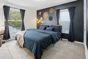 Luxury Stay • Movie Room • Sleeps 6 - Image 4