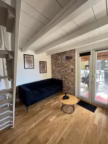 Poker House - 2 Bedrooms - Parking - View - Image 4