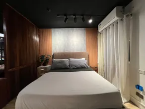 Cozy unit with a hot tub and Netflix - Image 4