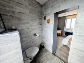 New ~ Cozy room with private bathroom - Image 3