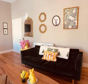 Cozy 2 bedroom Apt in Ashbourne Town. - Image 5