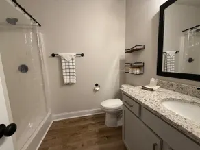 Stylish 2BR | Pets | Yard | Near Downtown - Image 5