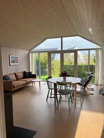 Cozy cottage with sea view - Image 2