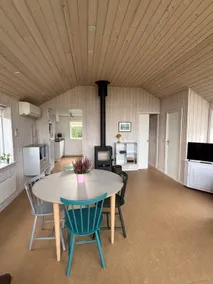 Cozy cottage with sea view - Image 3