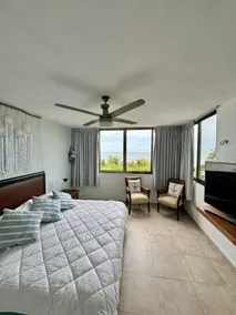 Charming apartment with ocean view and terrace - Image 2