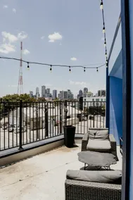 3BR Condo | Rooftop Views | Deep Ellum/Fair Park - Image 3