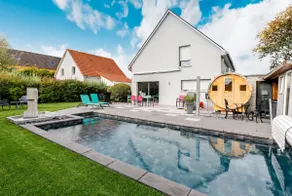 Villa | heated pool, private air-conditioned jacuzzi - Image 2