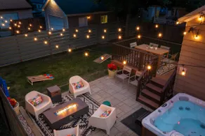 Two King Suites · Fenced Yard, Hot Tub & Games - Image 4