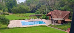 Ranch with fireplace, pool and barbecue. - Image 2