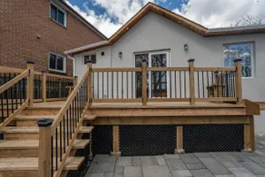 8 to 11 people in Spacious House & 1 Parking spot - Image 4