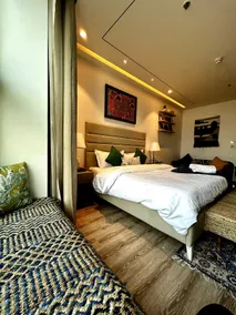 City View - Premium Luxe Stay in Gurgaon - Image 2