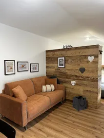 Lake-view studio apartment in Carona - Image 2