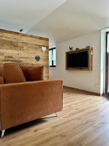 Lake-view studio apartment in Carona - Image 4