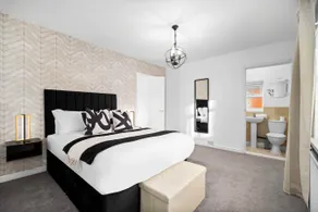 Stylish 3 Bedroom House - Garden - Pool Table - Parking 165M - Image 4