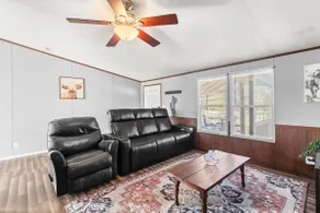 The Country Haven - Peaceful Mobile Home Escape - Image 3