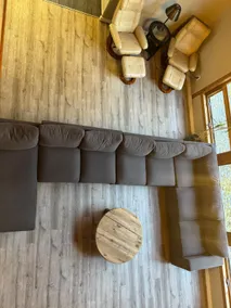 Spacious and Private Home in North Bay - Image 3