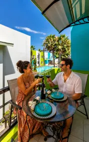 La Vida es Bella Rosarito pool & garden - Image 3