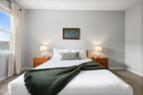 Lovely 2BR: Sleeps 5 I Free Parking I New! - Image 2