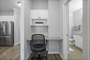 Lovely 2BR: Sleeps 5 I Free Parking I New! - Image 4
