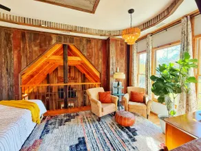 Hilltop Hideaway - Image 3