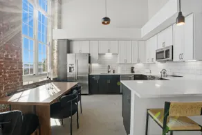 Unique and Historic 2BD Apt with Study - Image 3
