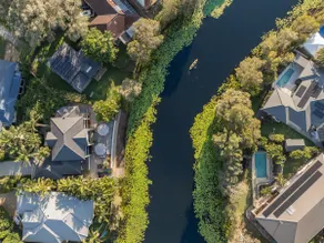 Lillypilly House Creekfront, Kayaks & Walk to Beach - Image 5