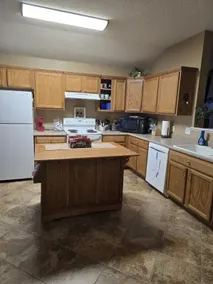 Movie Theme! 3D TV | 3BD | 2BA - Image 4