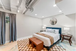 SMV Modern Luna Duplex in Murry Hill - Image 4