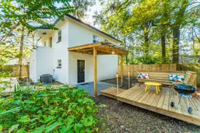 SMV Modern Luna Duplex in Murry Hill - Image 5