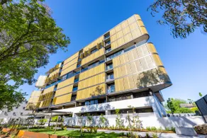 Dickson Bright 2BR Stay, ANU w Parking, WiFi - Image 5