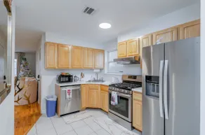 Family Getaway NearNYC|Spacious-Stylish-Convenient - Image 4