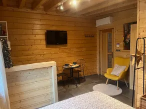 ”L'orée des crins” chalet studio with horse view - Image 4