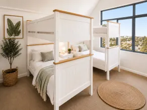 Ensuite Coastal Townhouse, Mandurah Beachside - Image 5