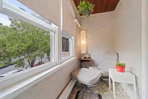Huge 5BR Historic Home+ Parking •Town Center - Image 2