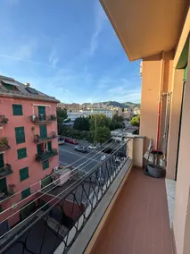 Smuk lejlighed et stenkast fra havet og Gaslini og Boccadasse hospitalet - Image 5