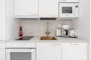 New apartment, sauna and free parking - Image 3