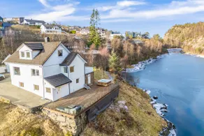 Aurora Bliss - Waterfront Jacuzzi & Sauna near Bergen - Image 4