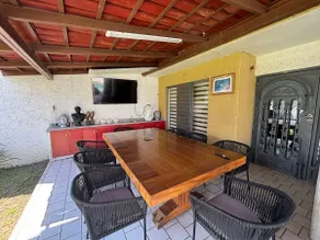 Country house within the city - Image 5