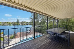 Dora Creek Escape with Pool and Spa - Image 5