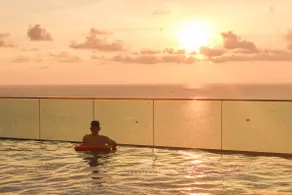 Firework Oceanview Private Residence with Skypool & Gym - Image 2