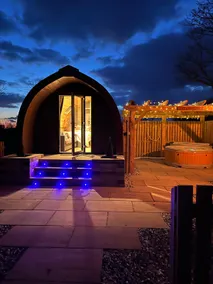 Mill House Farm Pods- Kingfisher - Image 3