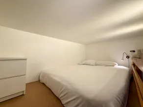 Urban Loft, Studio Near Station, Private Parking - Image 4