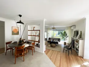 Family-friendly 1000sqm Forest Hill Retreat - Image 4