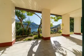 Breathtaking lake view apartment + parking - Image 5