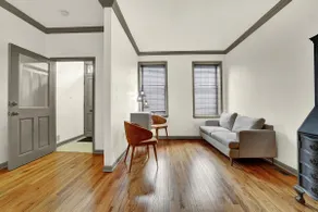 Downtown York Getaway | Modern Comfort - Image 4