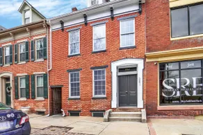 Downtown York Getaway | Modern Comfort - Image 2